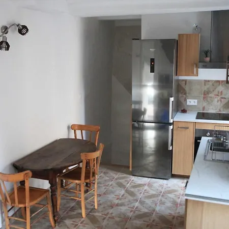 Appartement de Charme - Parc du Luberon Cadenet Extérieur photo